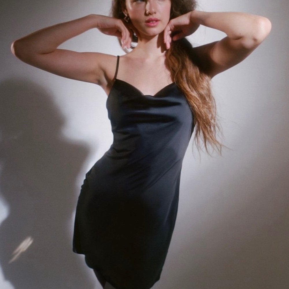 urban outfitters mallory cowl neck dress